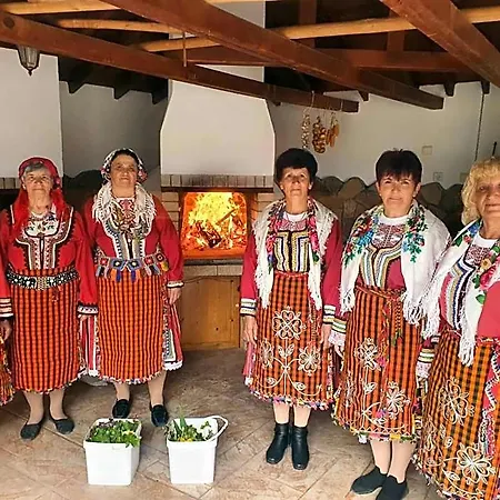Yagodina Family Borino
